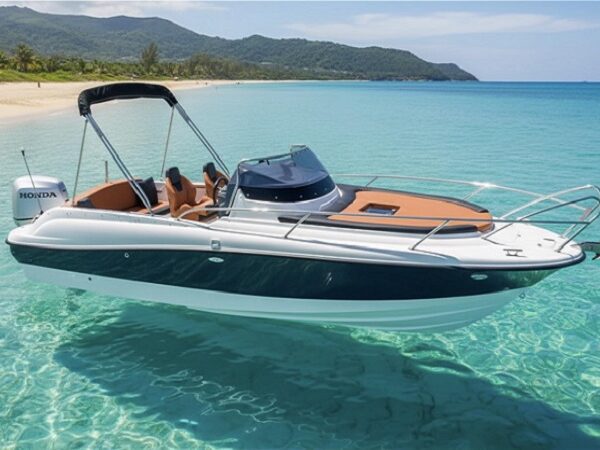 Barca cabinata – M750 SUNdeck