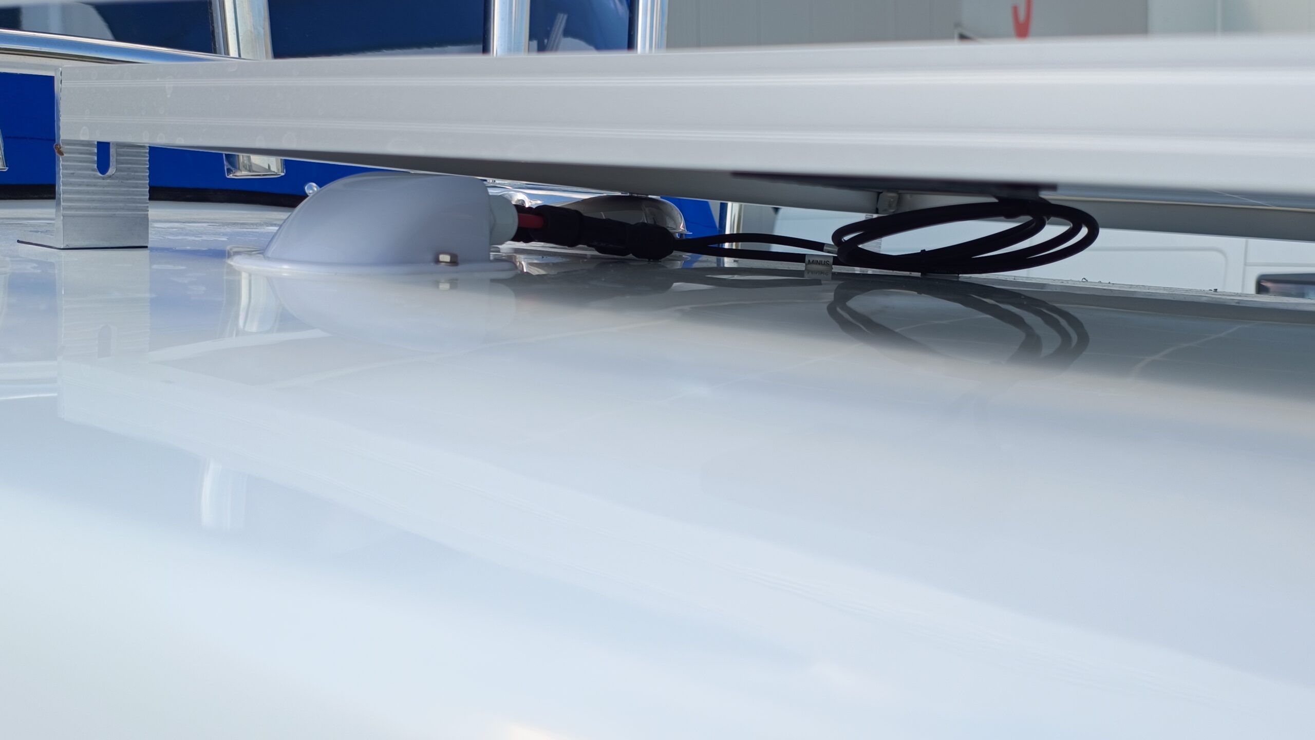 Montaj echipament barca cu cabina M555 Fishing edition